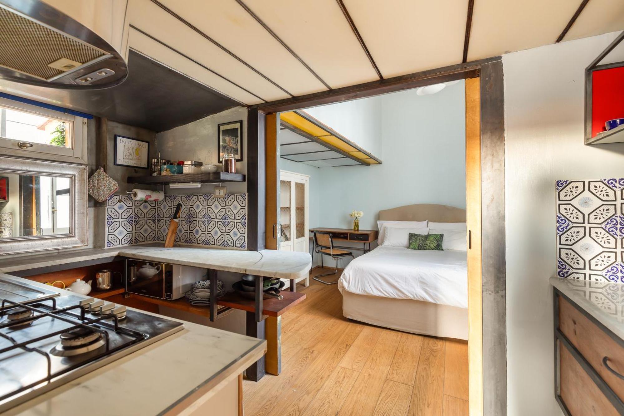 Apartamento Penthouse In Exclusive Borgo Pio District *